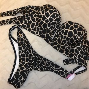 🌟 VS GIRAFFE SWIMSUIT 🌟